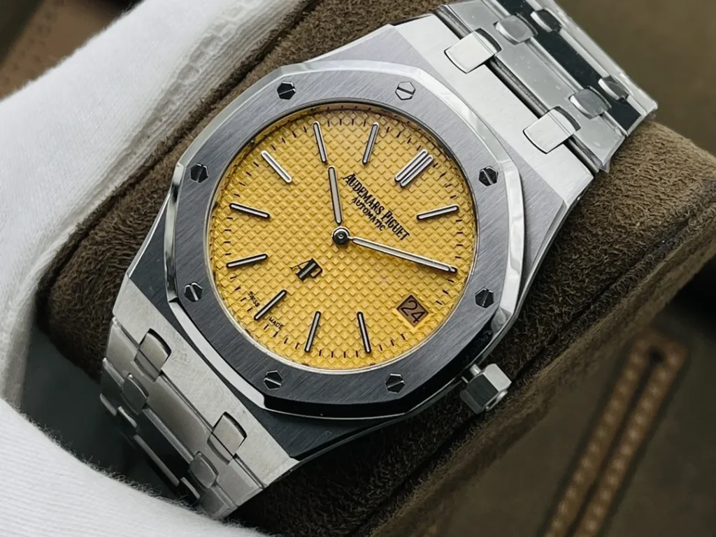 Super Clone Audemars Piguet Royal Oak Jumbo Extra-Thin 15202BC.OO.1240BC.01 39mm Yellow Dial