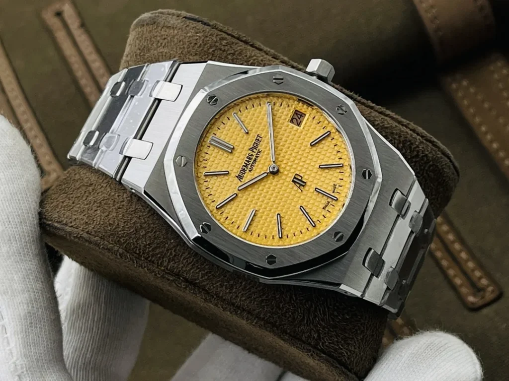 Super Clone Audemars Piguet Royal Oak Jumbo Extra-Thin 15202BC.OO.1240BC.01 39mm Yellow Dial