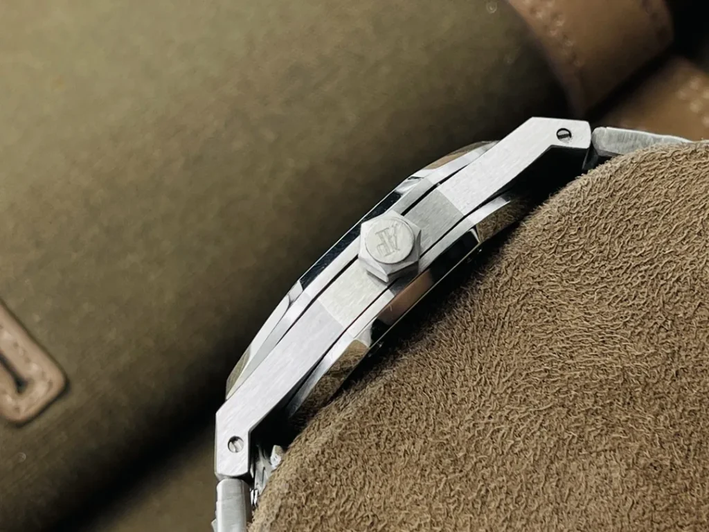 Super Clone Audemars Piguet Royal Oak 15400ST 41mm Full Moissanite Hongkong – Customize Diamod