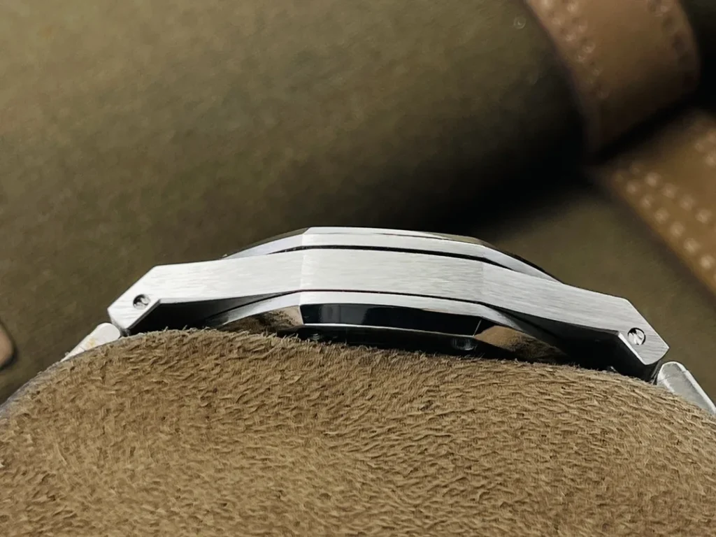 Super Clone Audemars Piguet Royal Oak 15400ST 41mm Full Moissanite Hongkong – Customize Diamod
