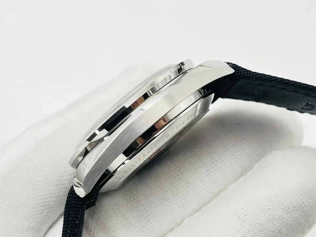 Super Clone Omega Speedmaster Apollo 13 Silver Snoopy 311.32.42.30.04.003 42mm – Swiss SuperClone