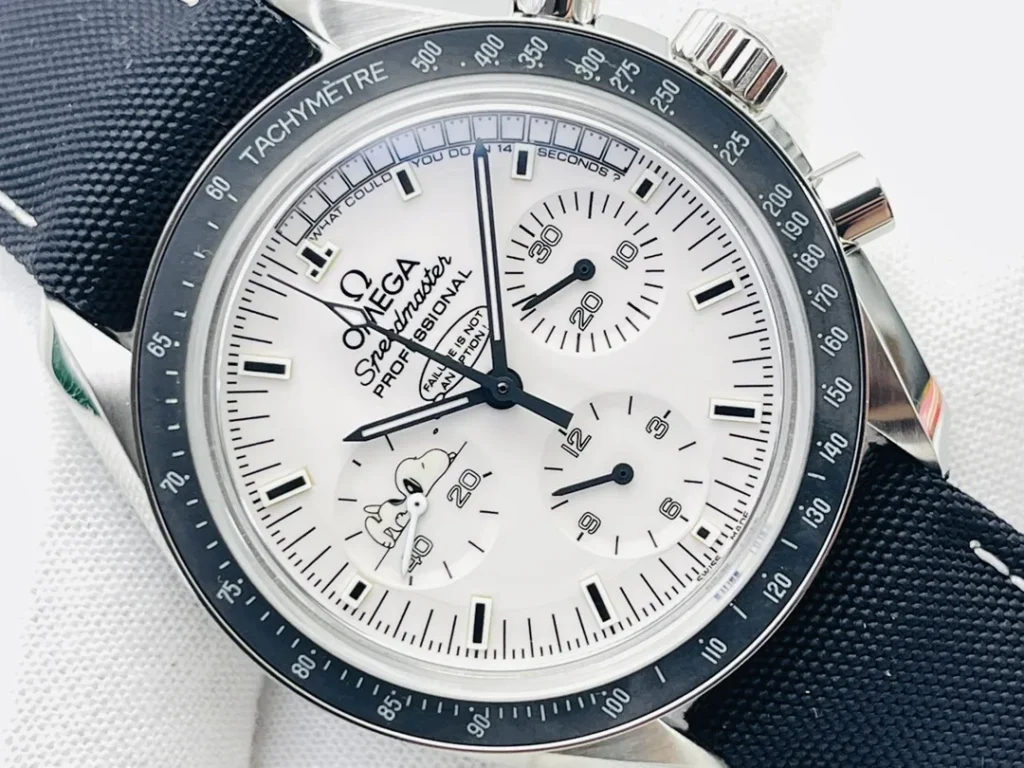 Super Clone Omega Speedmaster Apollo 13 Silver Snoopy 311.32.42.30.04.003 42mm – Swiss SuperClone