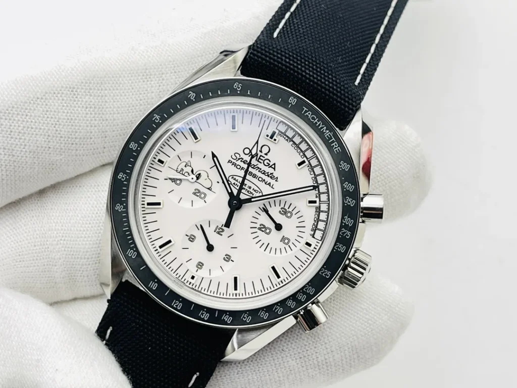 Super Clone Omega Speedmaster Apollo 13 Silver Snoopy 311.32.42.30.04.003 42mm – Swiss SuperClone