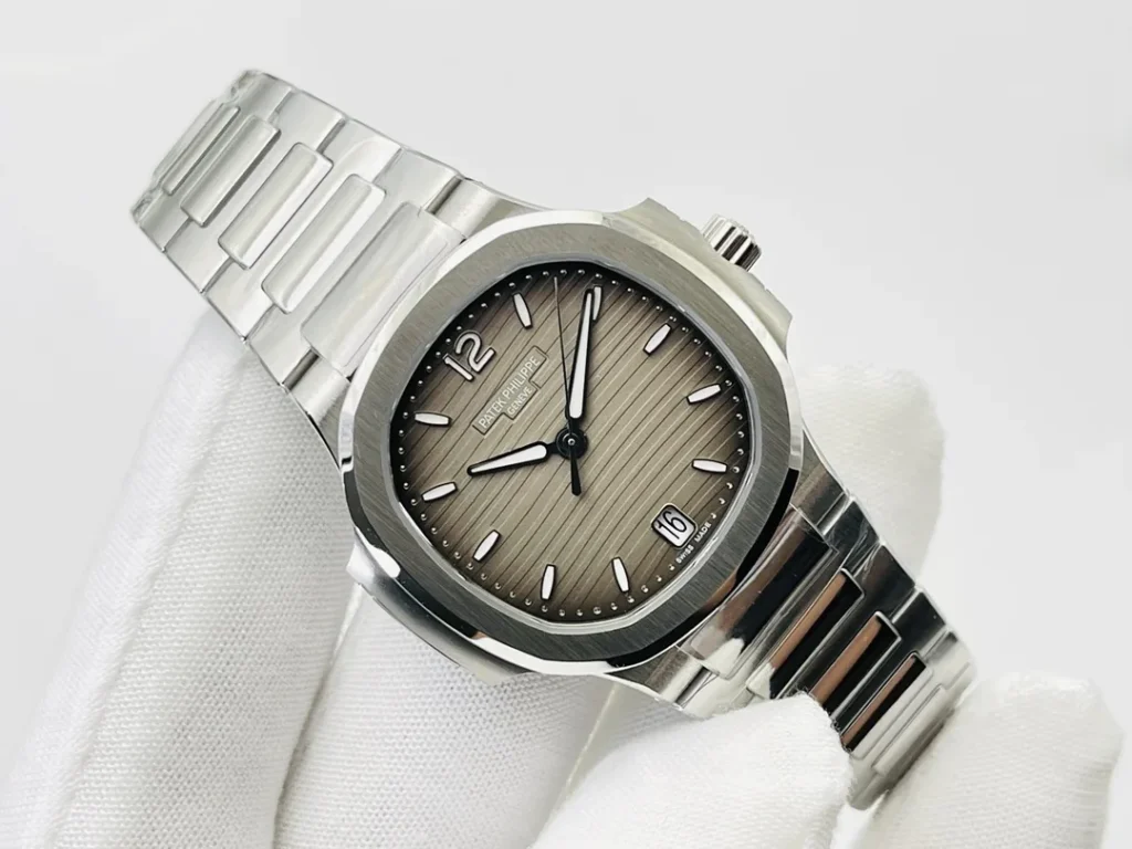 Super Clone Patek Philippe Nautilus 7118/1A-011 35.2mm Gray Dial Steel – Swiss SuperClone