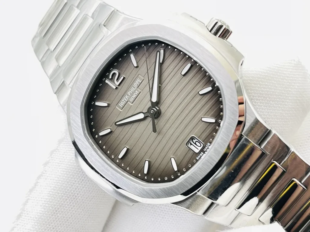 Super Clone Patek Philippe Nautilus 7118/1A-011 35.2mm Gray Dial Steel – Swiss SuperClone
