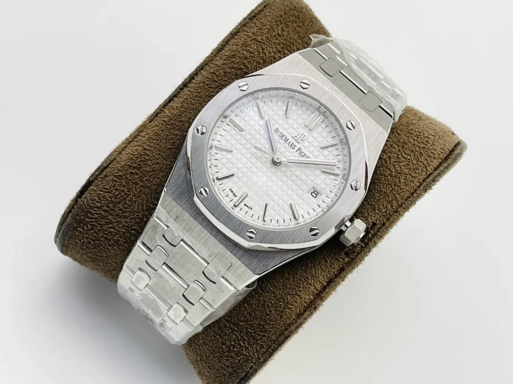 Super Clone Audemars Piguet Royal Oak 37mm 15450ST.OO White Dial Steel