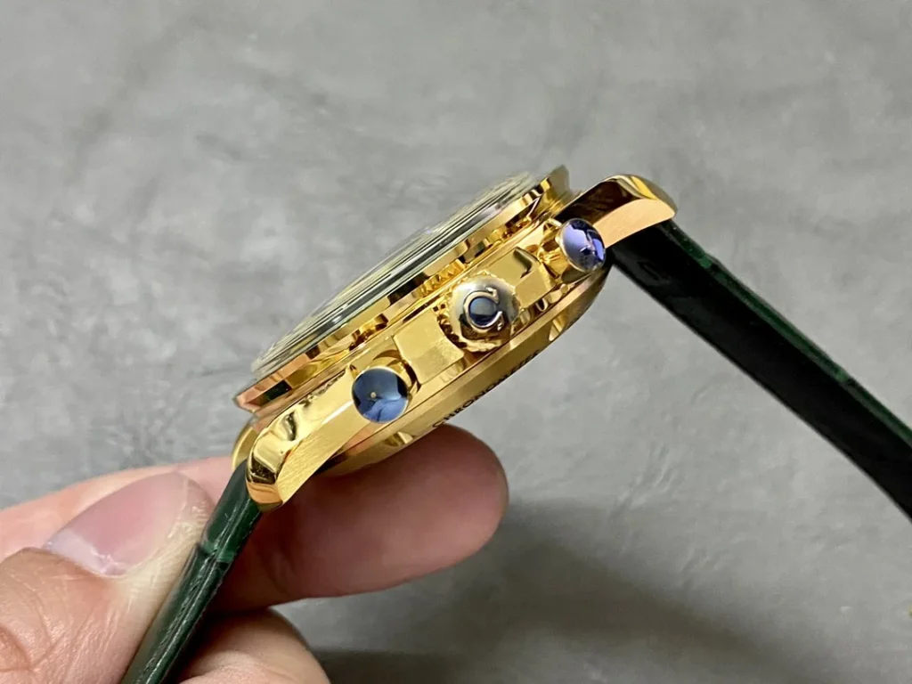 Super Clone Omega Speedmaster Moonwatch Professional 42mm 310.63.42.50.10.001 Green Dial Yellow Gold – Swiss SuperClone