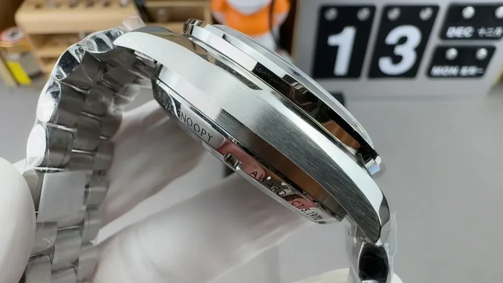 Super Clone Omega Speedmaster 50th Anniversary Co-Axial Chronometer Chronograph 310.32.42.50.02.001 42mm “Silver Snoopy Award” – Swiss SuperClone