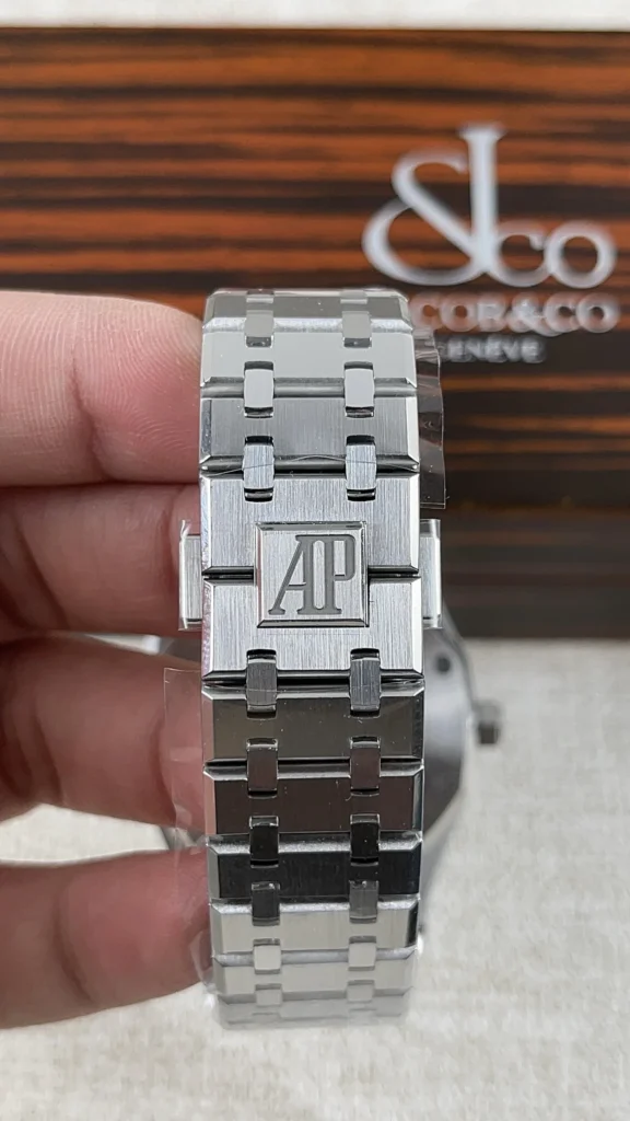 Super Clone Audemars Piguet Royal Oak 15407ST.OO 41mm Skeleton Dial Steel V3 Base