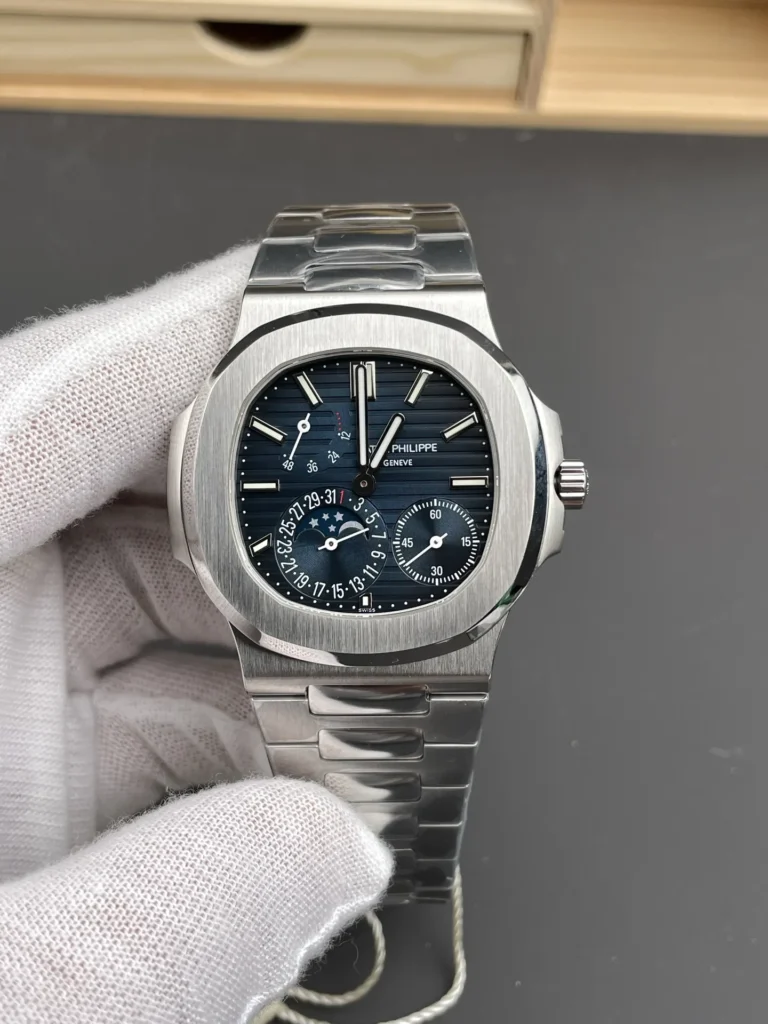 Super Clone Patek Philippe Nautilus 5712/1A-001 Blue Steels – Swiss SuperClone
