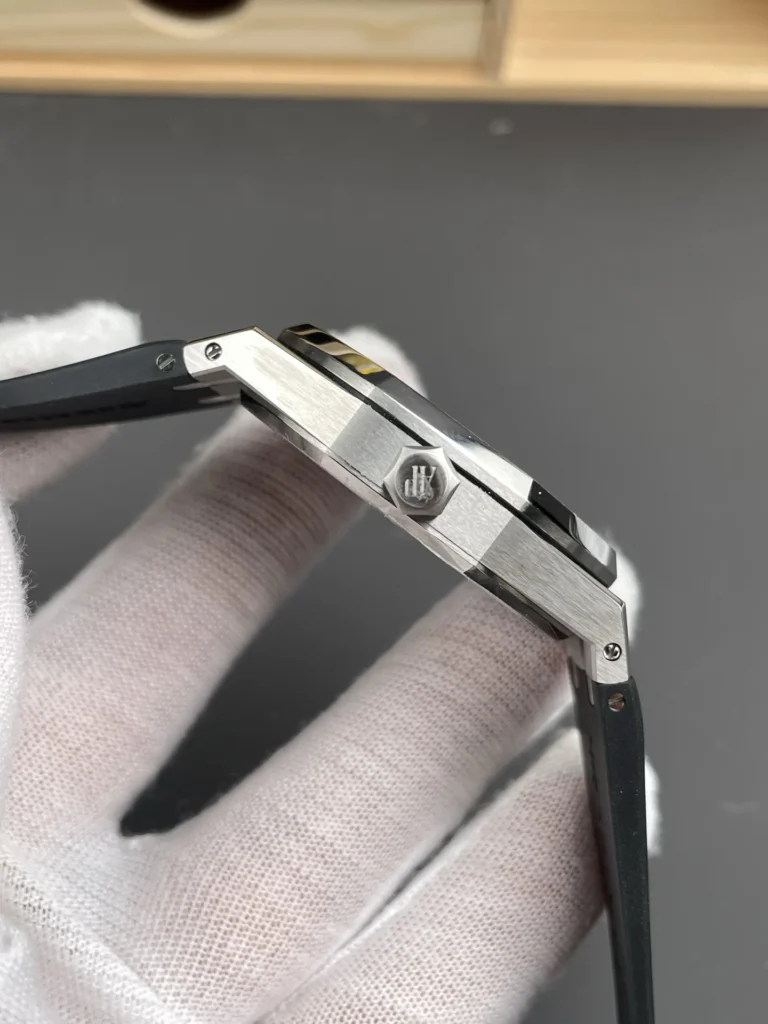 Super Clone Audemars Piguet Royal Oak 15500ST.OO.1220ST.03 41mm Black Rubber Strap