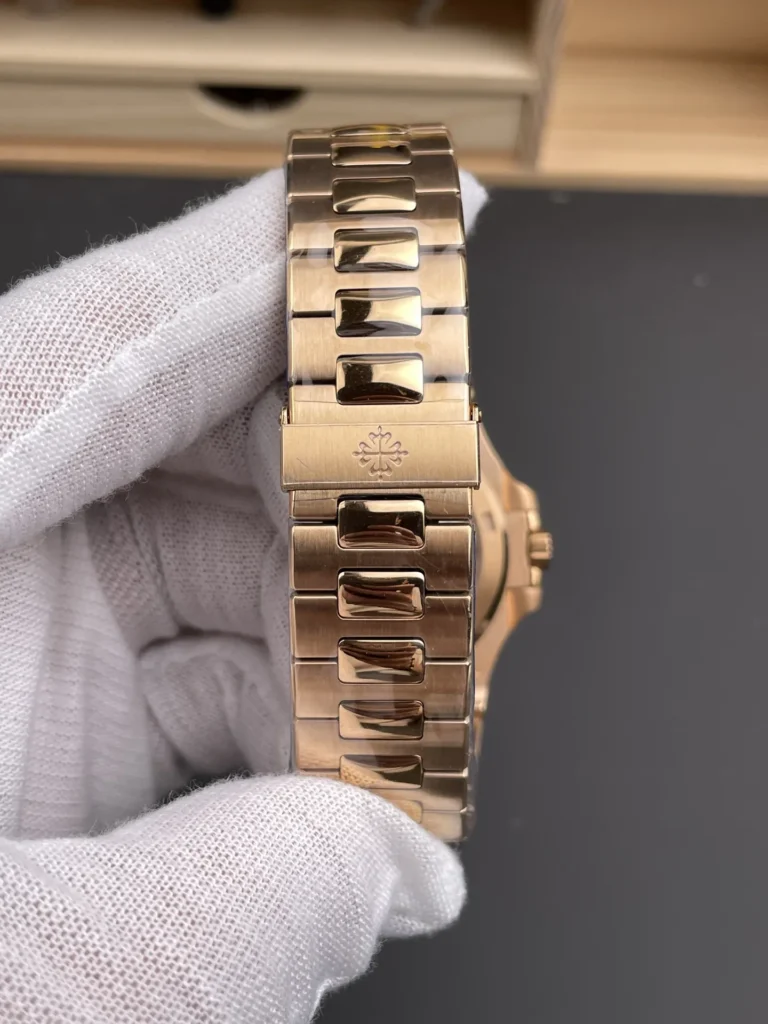 Super Clone Patek Philippe Nautilus 5711/1R-001 40mm Chocolate Dial Rose Gold V3 Update – Swiss SuperClone
