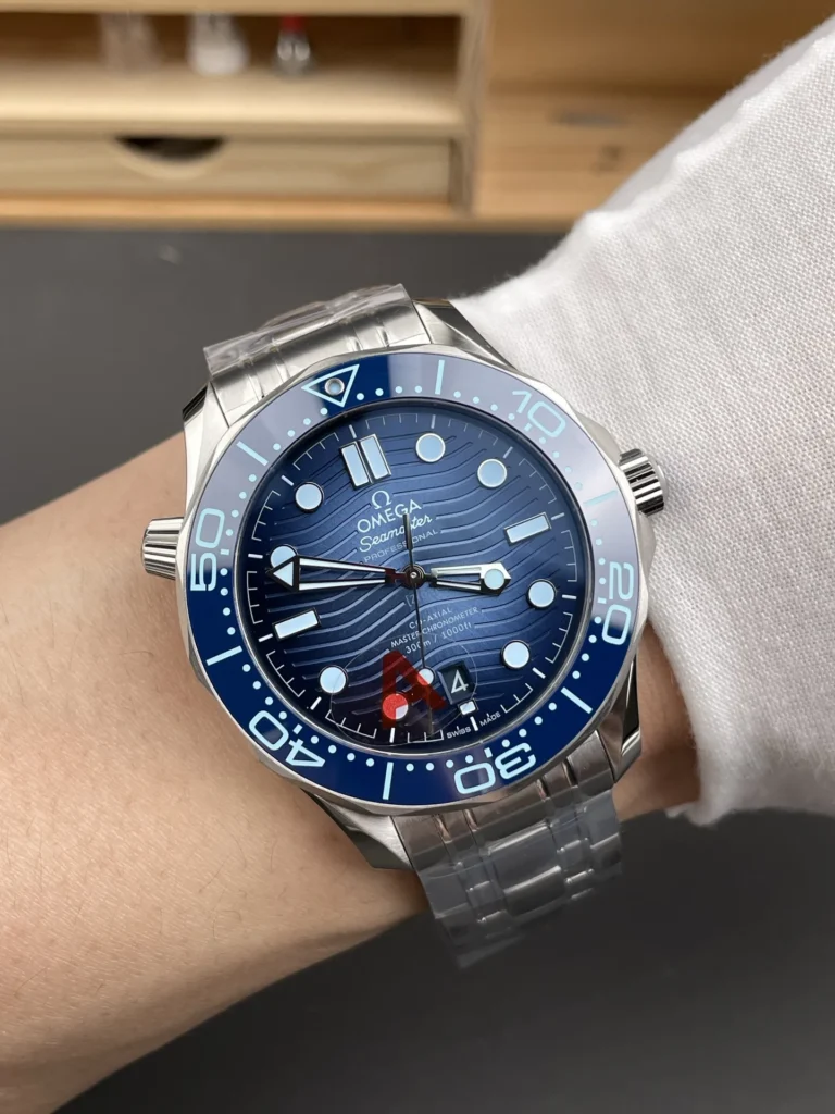 Super Clone Omega 42mm Steel – Swiss SuperClone