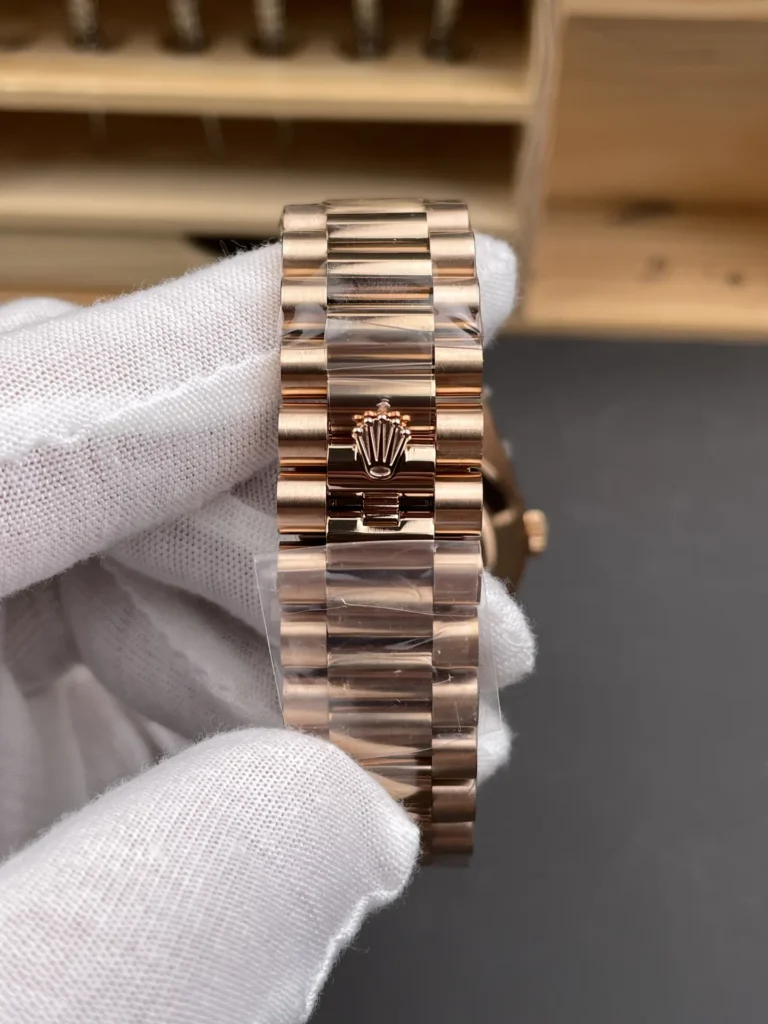 Super Clone Rolex Day-Date White Dial 128235-0070 36 mm – Swiss SuperClone