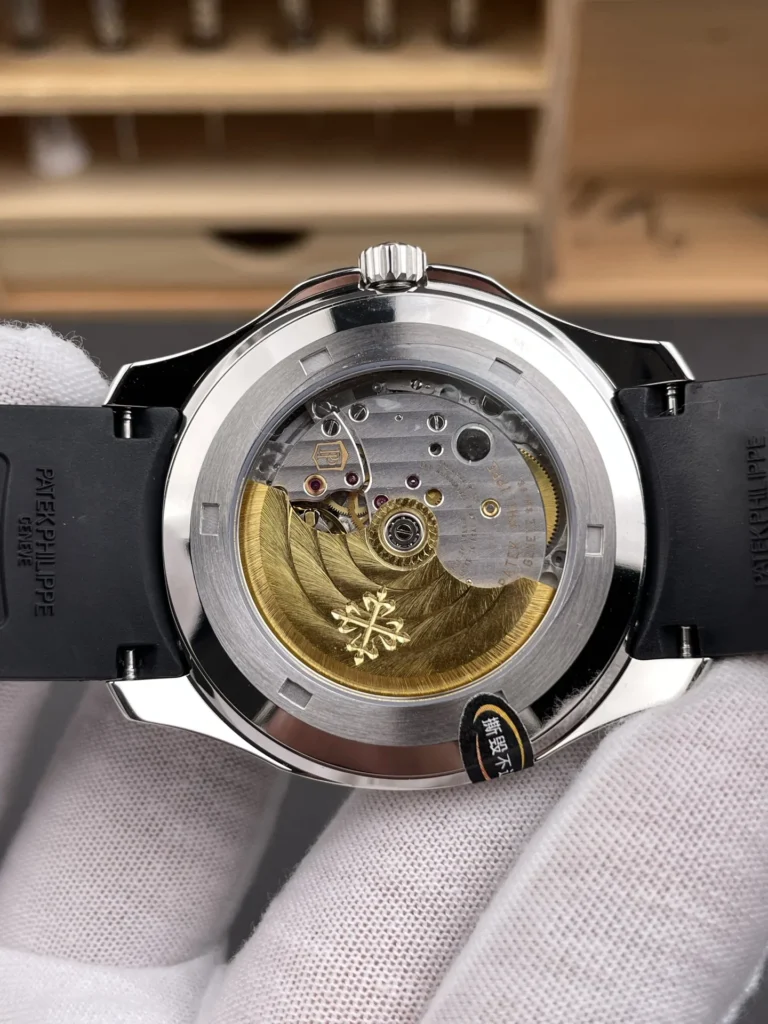 Super Clone Patek Philippe Aquanaut 40mm Rubber Strap Steel – Swiss SuperClone