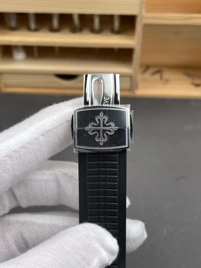 Super Clone Patek Philippe Aquanaut 40mm Rubber Strap Steel – Swiss SuperClone