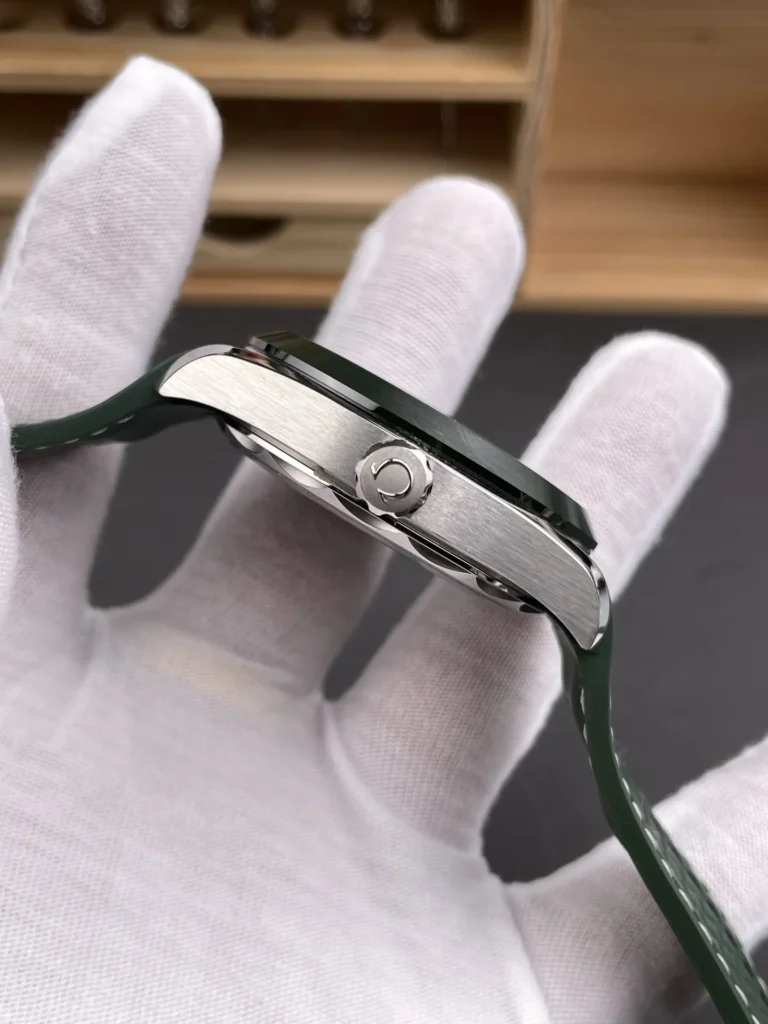 Super Clone Omega Seamaster Aqua Terra Worldtimer 43mm Green Dial – Swiss SuperClone