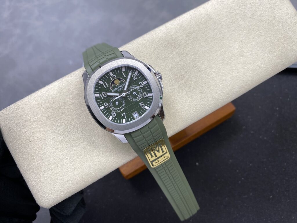 Super Clone Patek Philippe Aquanaut 5261A Moonphase Green 40mm — view 11