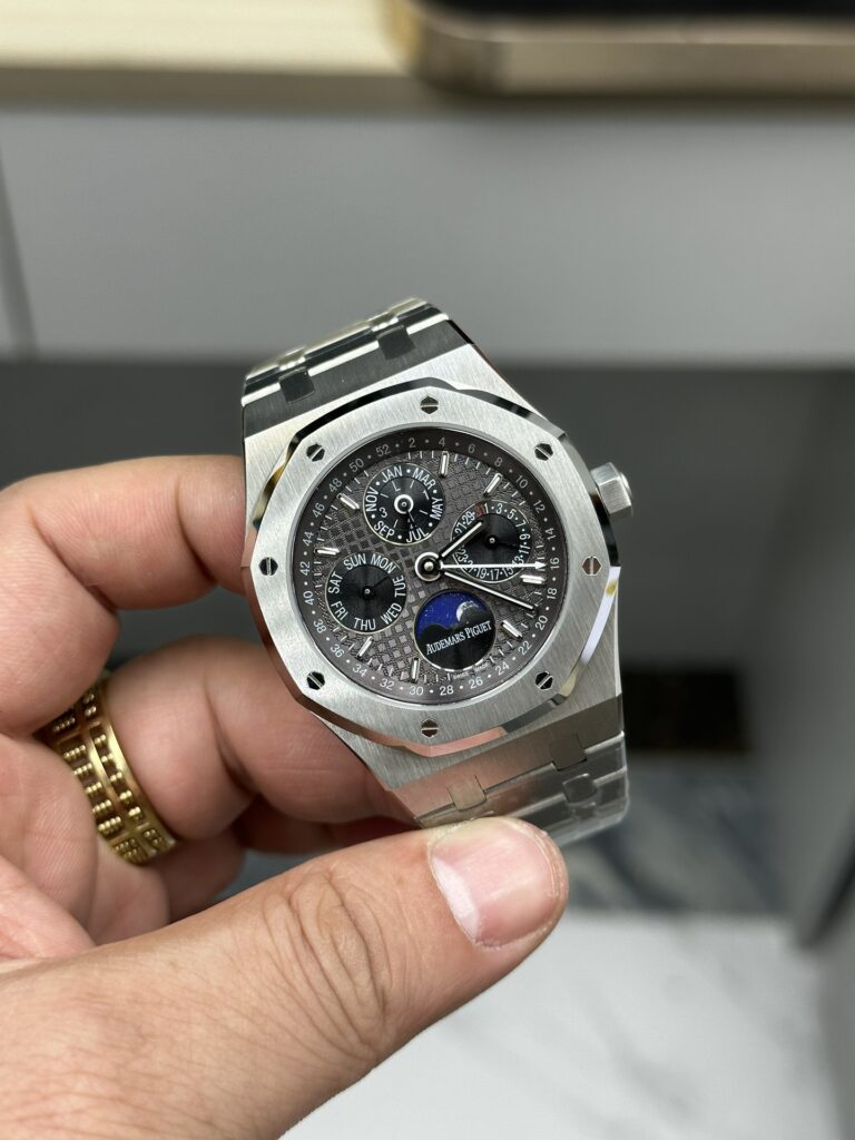 Super Clone Audemars Piguet Royal Oak Perpetual Calendar 26609TI.OO.1220TI.01 41mm Moonphase — dial close-up