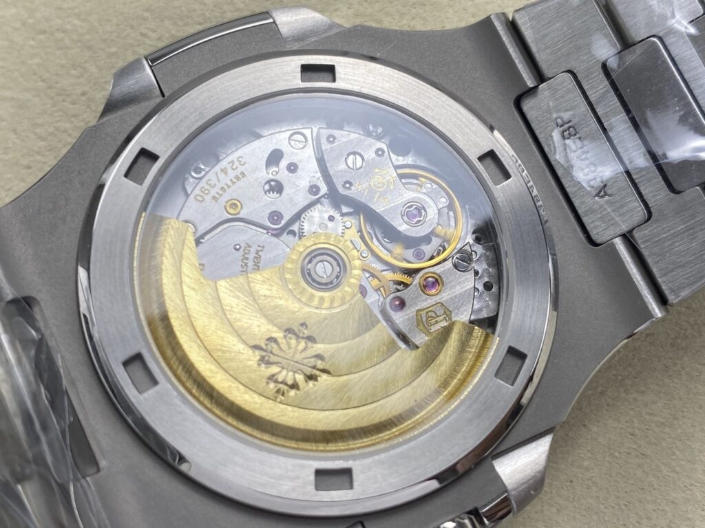 Super Clone Patek Philippe Nautilus 5711A White 40mm — side profile