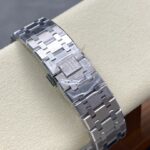 Super Clone Audemars Piguet Royal Oak 15500ST.OO.1220ST.02 41mm Grey Dial — clasp and links