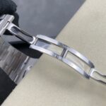 Super Clone Patek Philippe Nautilus 40mm 5711/1A-018 40mm Dial Tifany &CO V3 Update — on leather display
