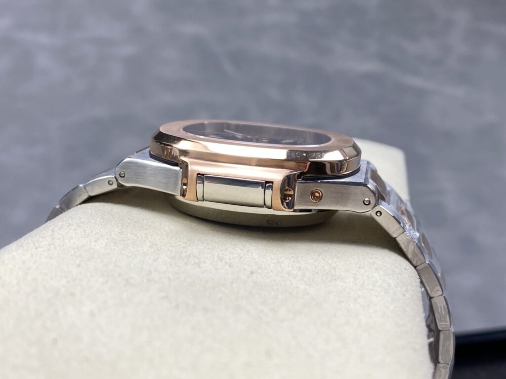 Super Clone Patek Philippe Nautilus Chronograph 5980/1AR-001 40.5mm Blue Dial Rose Gold Demi — case and bezel