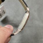 Super Clone Cartier Santos-Dumont 43.5mm W2SA0011 43.5mm x 31.4mm Demi Rose Gold — bracelet detail