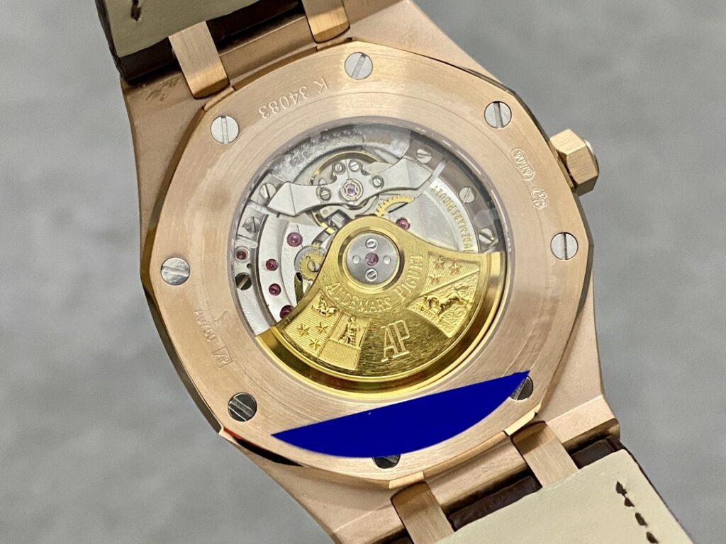 Super Clone Audemars Piguet Royal Oak 15450OR 37mm White Dial Rose Gold — side profile