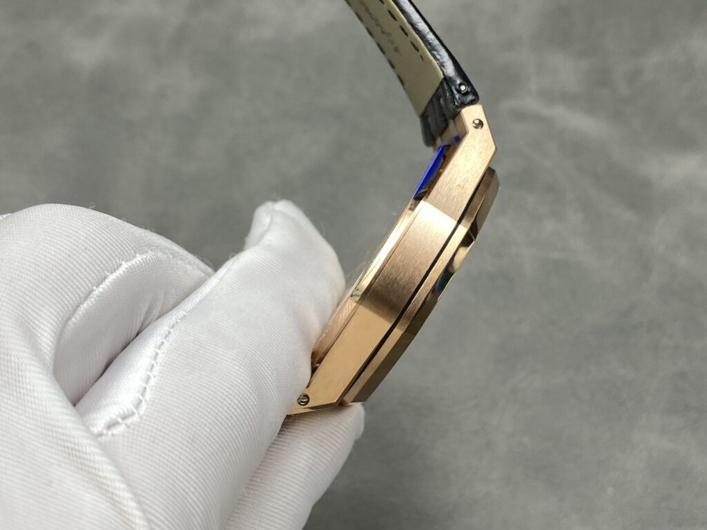 Super Clone Audemars Piguet Royal Oak 15500OR Rose Gold 41mm Black Dial — bracelet detail