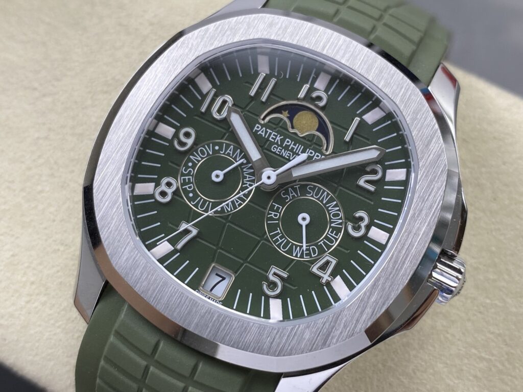 Super Clone Patek Philippe Aquanaut 5261A Moonphase Green 40mm — view 13