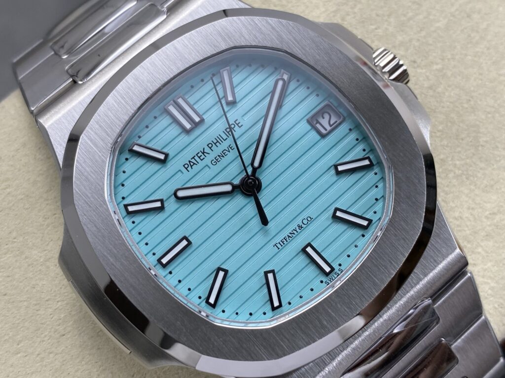Super Clone Patek Philippe Nautilus 40mm 5711/1A-018 40mm Dial Tifany &CO V3 Update — view 11