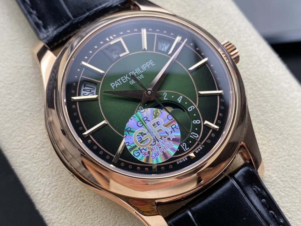 Super Clone Patek Philippe Complications 5205R-011 40mm Green Dial Rose Gold — movement / caseback view