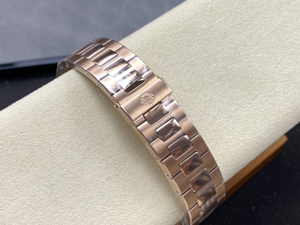 Super Clone Patek Philippe Nautilus Chronograph 5980/1R-001 40mm Black-Gray Dial Rose Gold — clasp and links