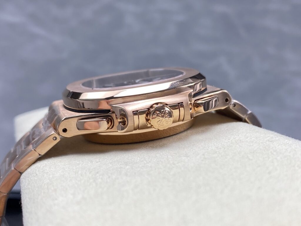 Super Clone Patek Philippe Nautilus Chronograph 5980/1R-001 40mm Black-Gray Dial Rose Gold — case and bezel