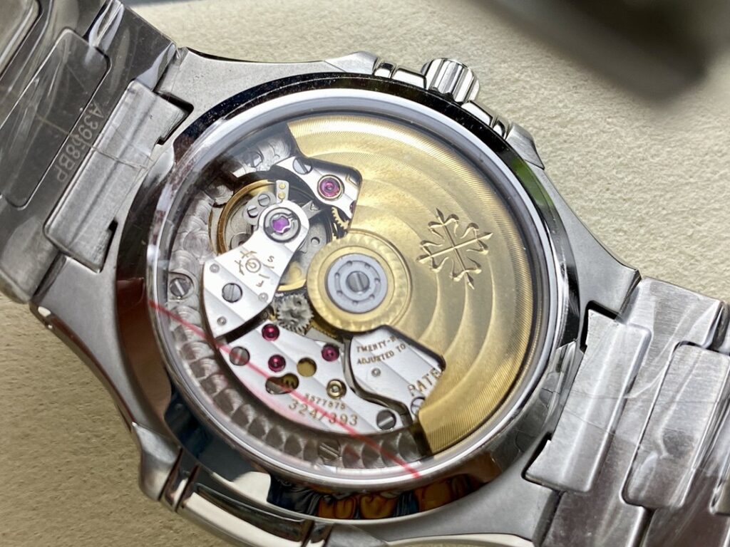 Super Clone Patek Philippe Nautilus 7118/1A-011 35.2mm Gray Dial Steel — side profile