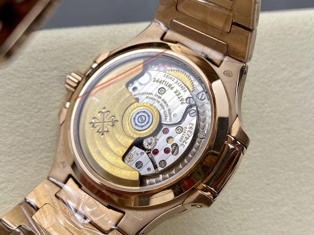 Super Clone Patek Philippe Nautilus 7118/1R-001 35.2mm White Dial Rose Gold — side profile