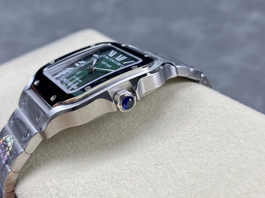 Super Clone Cartier Santos De Cartier Medium Green WSSA0061 35.5mm — case and bezel