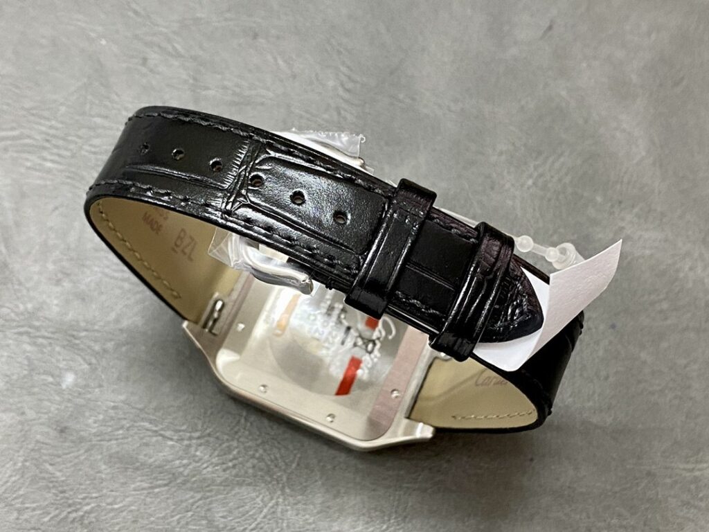 Super Clone Cartier Santos-Dumont 43.5mm W2SA0011 43.5mm x 31.4mm Demi Rose Gold — clasp and links