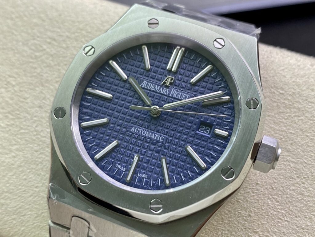 Super Clone Audemars Piguet Royal Oak 15400ST 41mm Blue Dial Stainless Steel Blue Dial — view 10