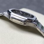 Super Clone Patek Philippe Nautilus 7118/1A-011 35.2mm Gray Dial Steel — bracelet detail