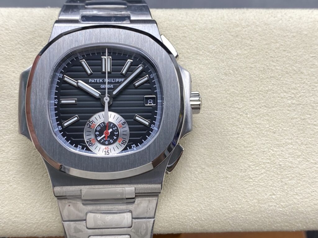 Super Clone Patek Philippe Nautilus Chronograph 5980/1A-014 40.5mm Black-Blue Dial — dial close-up