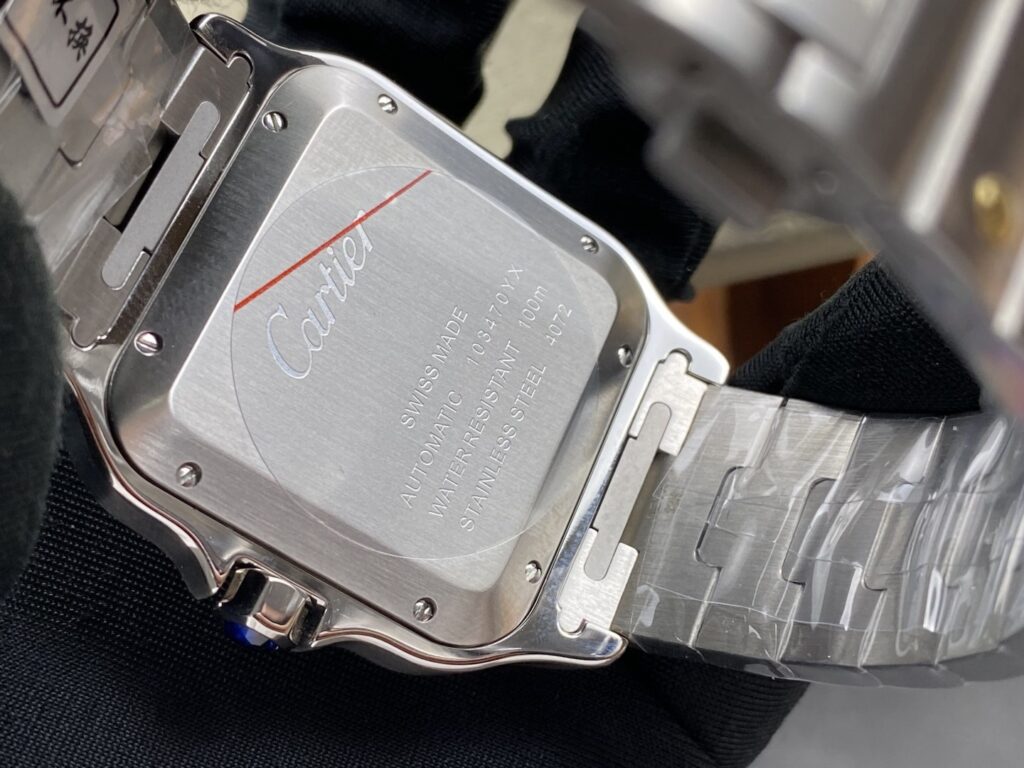 Super Clone Cartier Santos De Cartier W2SA0006 39.8mm — on leather display