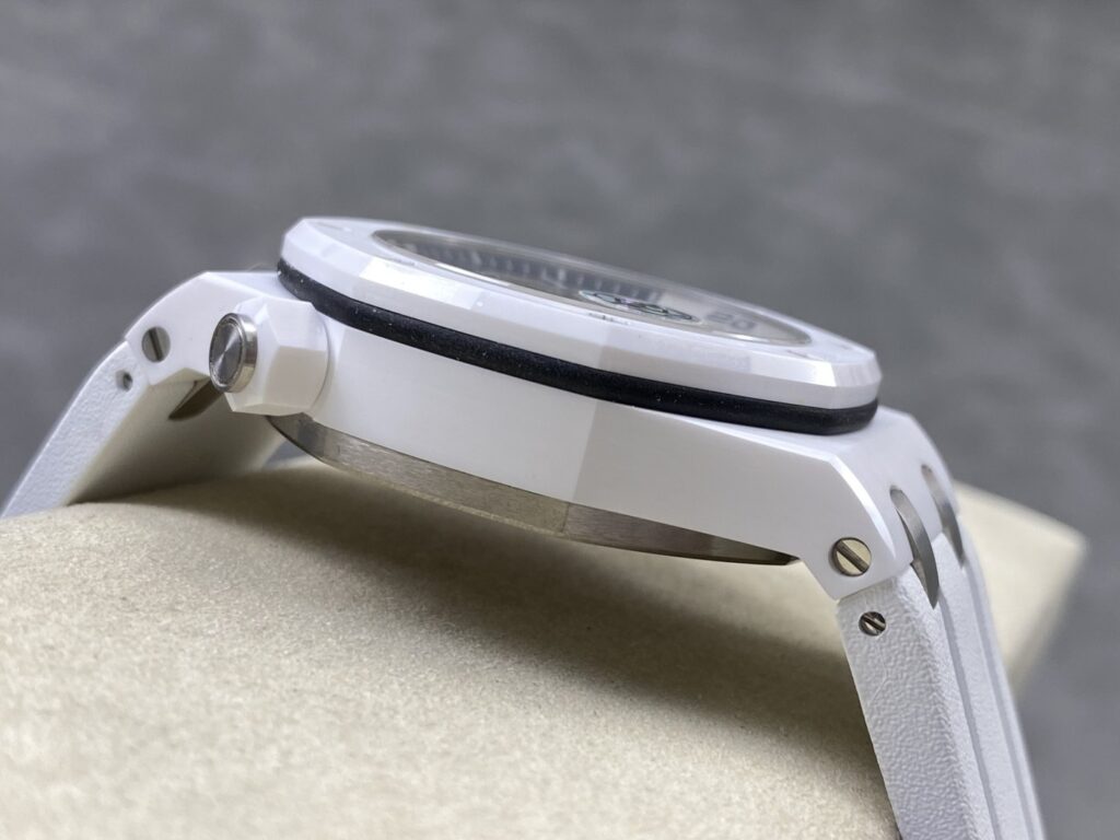 Super Clone Audemars Piguet Royal Oak Offshore Diver 15707CE 42mm White Dial Ceramic — view 11