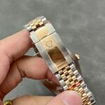 Super Clone Rolex Datejust Champagne Dial 126303-0010 41 mm — clasp and links