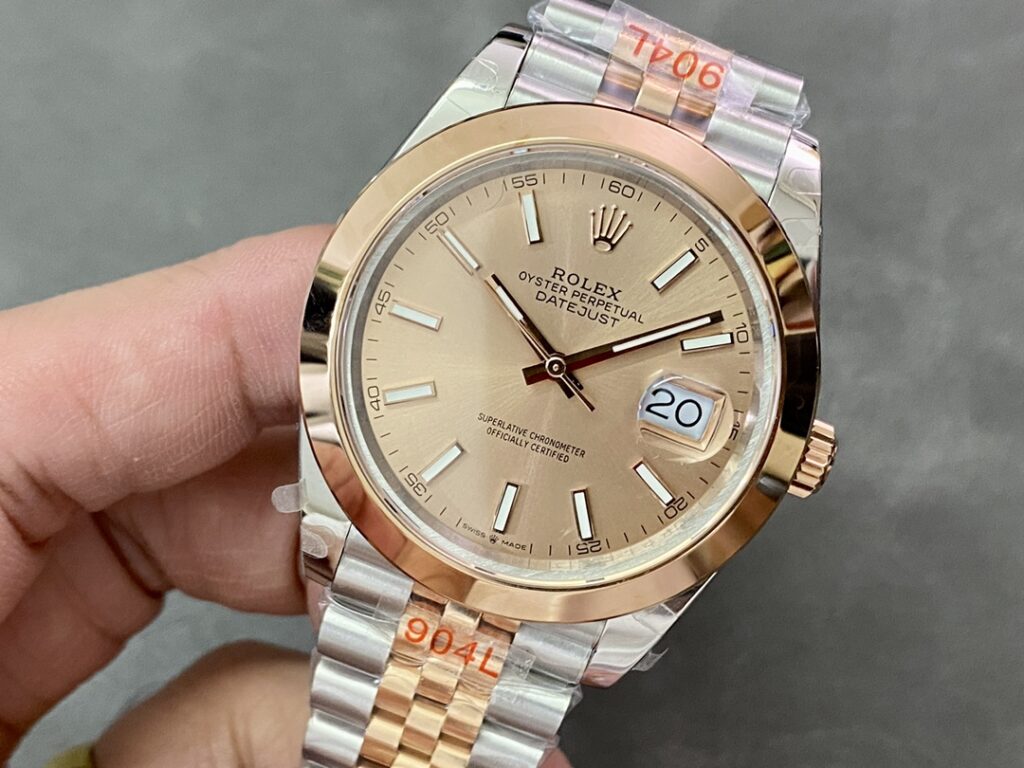 Super Clone Rolex Datejust Champagne Dial 126303-0010 41 mm — view 9