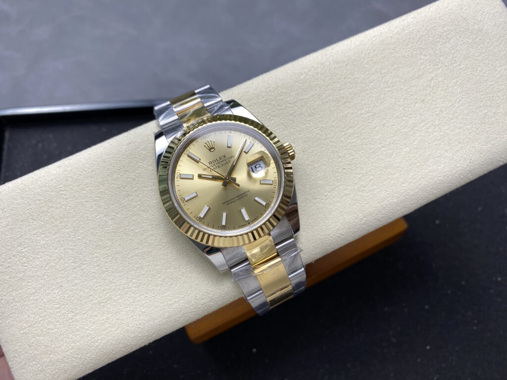 Super Clone Rolex Datejust Champagne Dial 126333-0009 41 mm — view 12