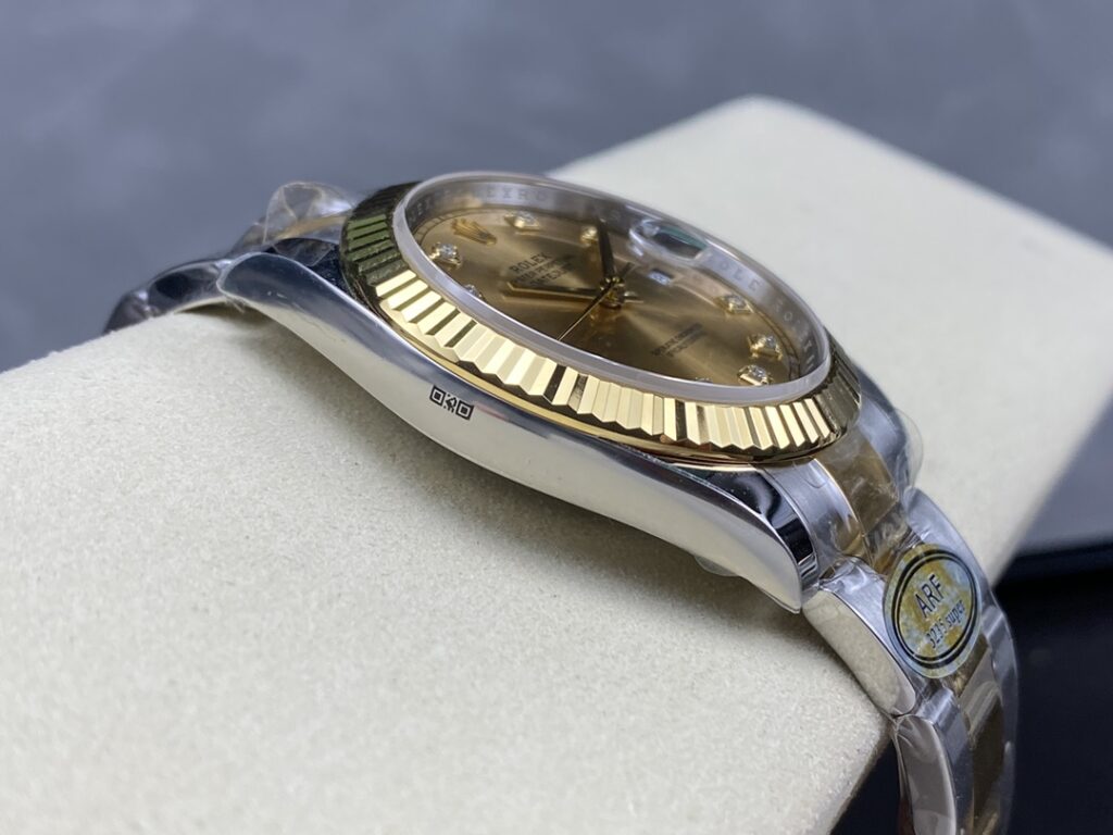 Super Clone Rolex Datejust Champagne Diamond Dial 126333-0011 41 mm — side profile