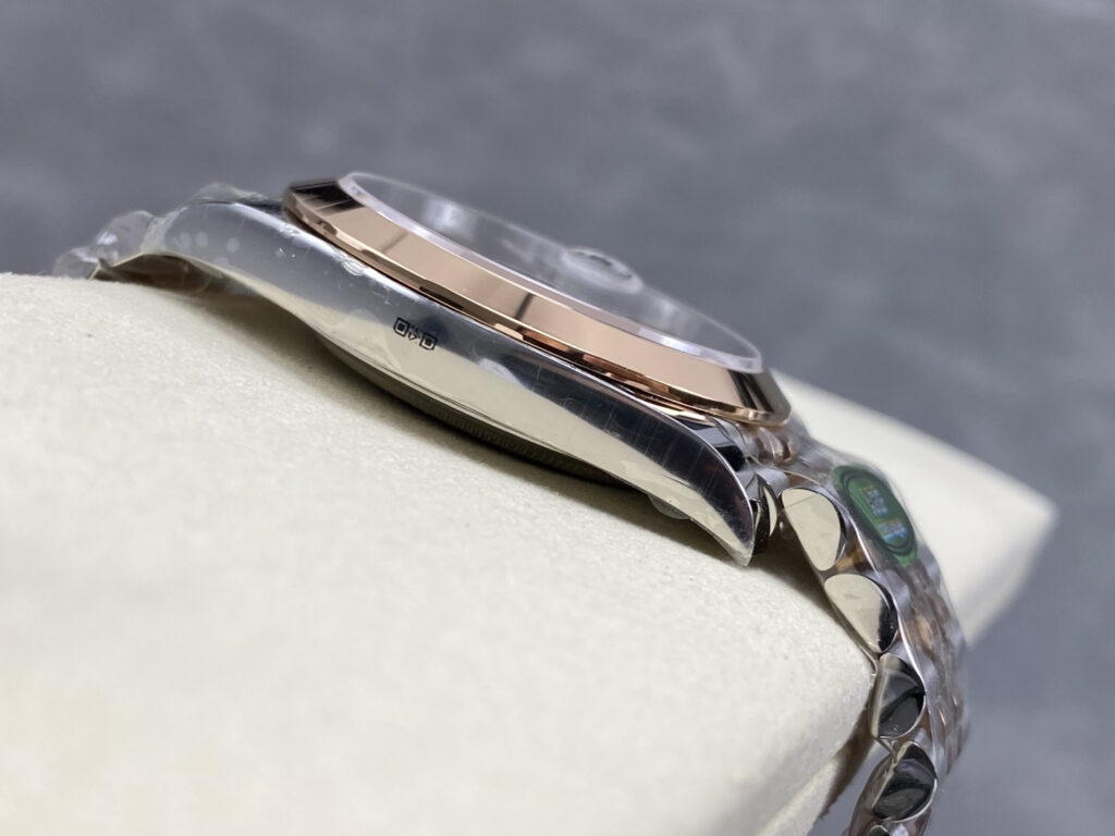 Super Clone Rolex Datejust Chocolate Dial 126201 Jubilee 36 mm — bracelet detail