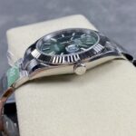 Super Clone Rolex Datejust Mint Green Dial 126334-0027 41 mm — bracelet detail